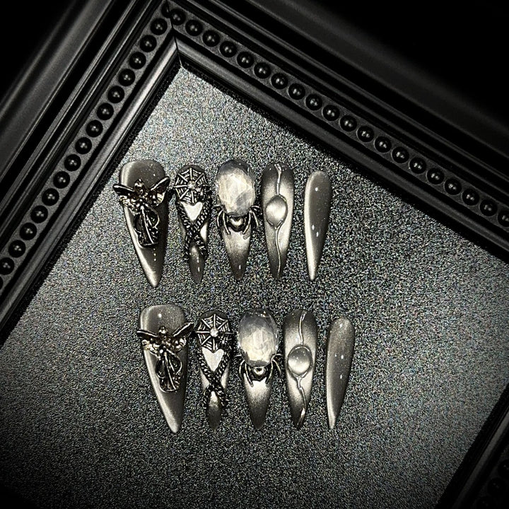 Artistic Gothic-Inspired Press-On Nail Set 1790730532