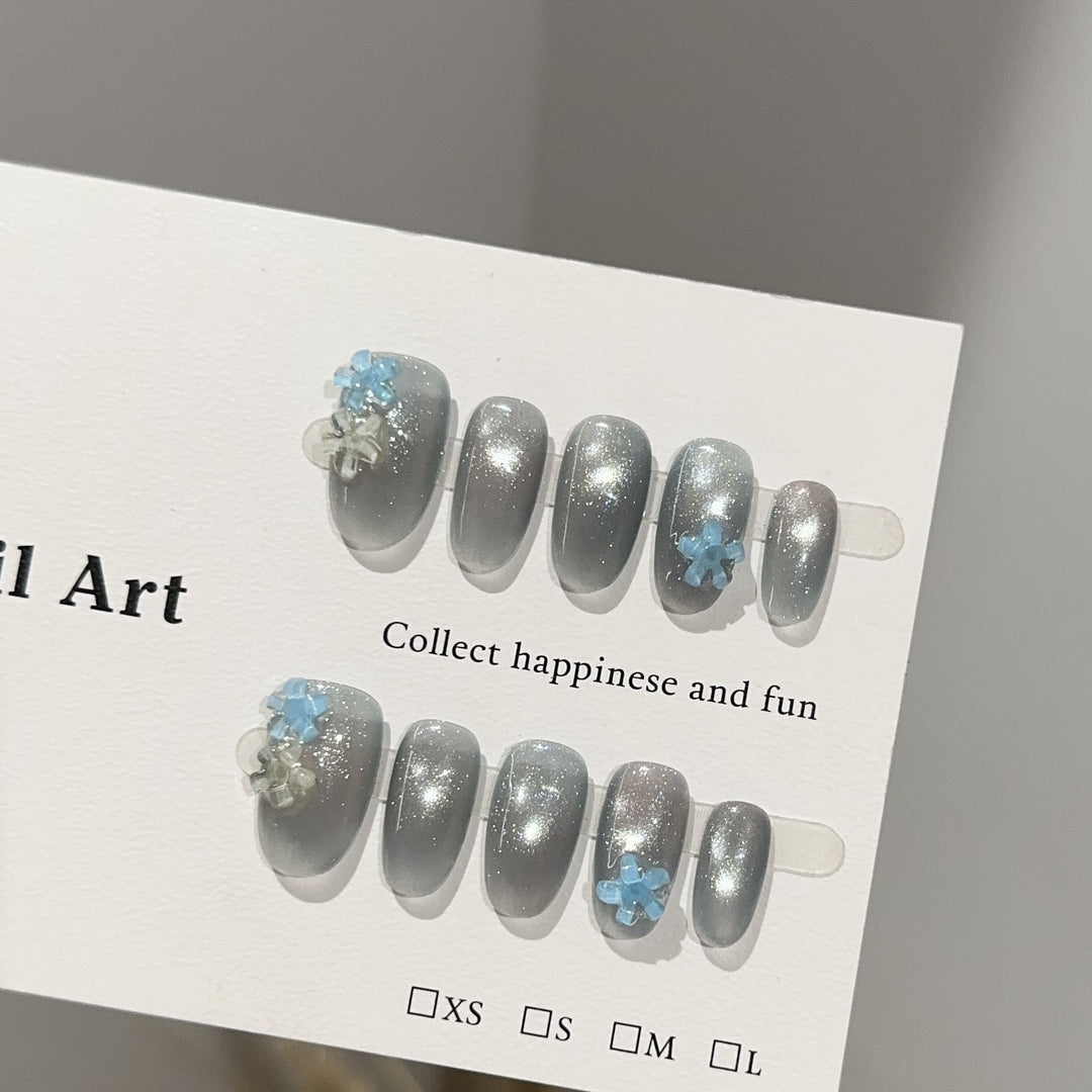 Artistic Glitter Press-On Nail Art