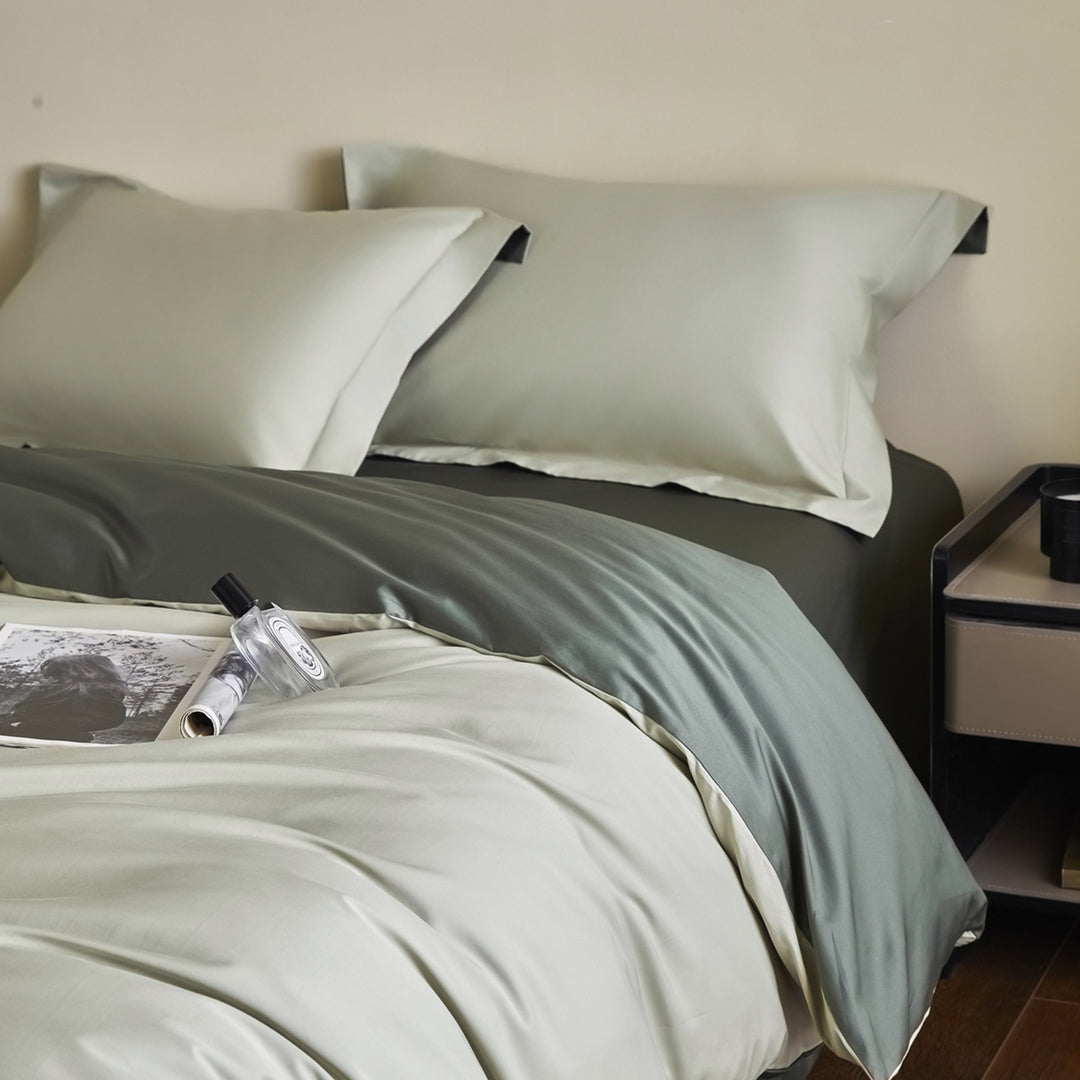 Luxurious Soft Silk Bedding Set