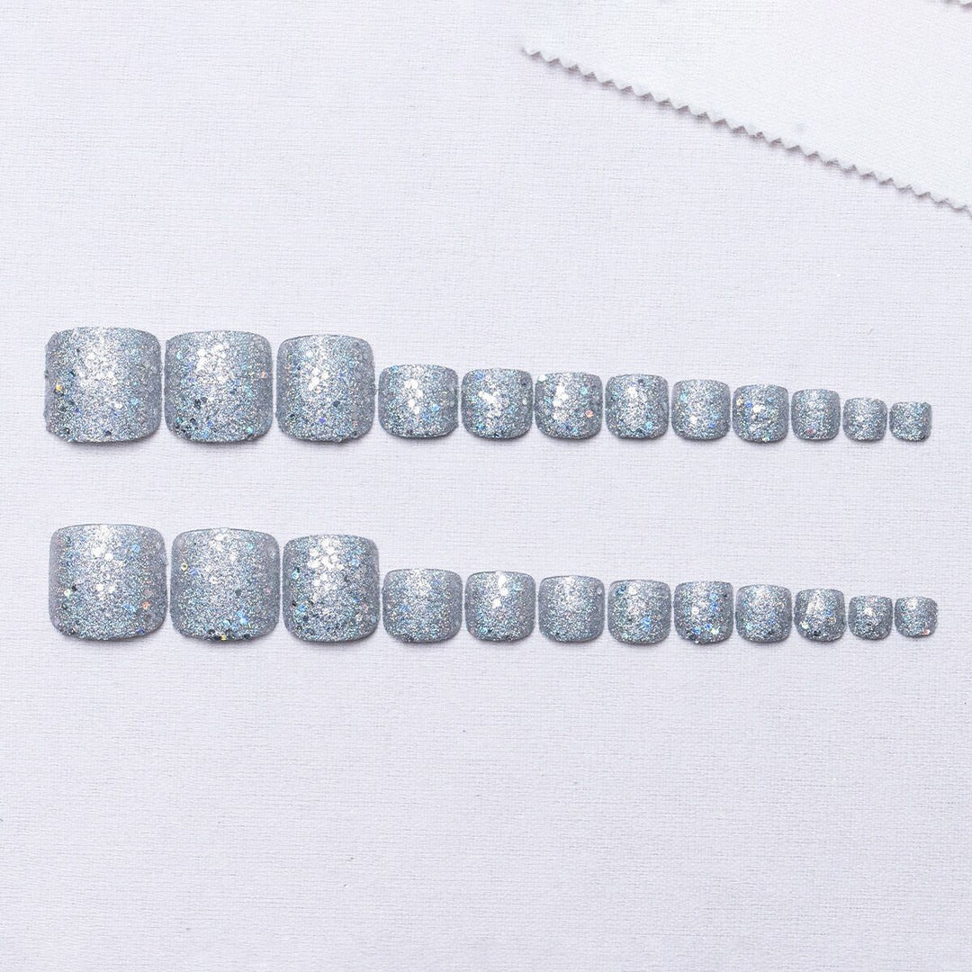 Glamorous Glittery Toe Nail Art Stornfield