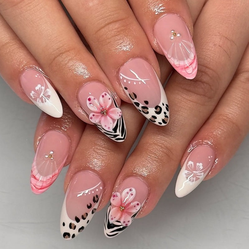 Artificial nail set with floral and leopard designs Stornfield