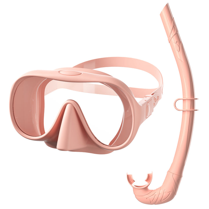 Swimming mask with flexible breathing tube Stornfield