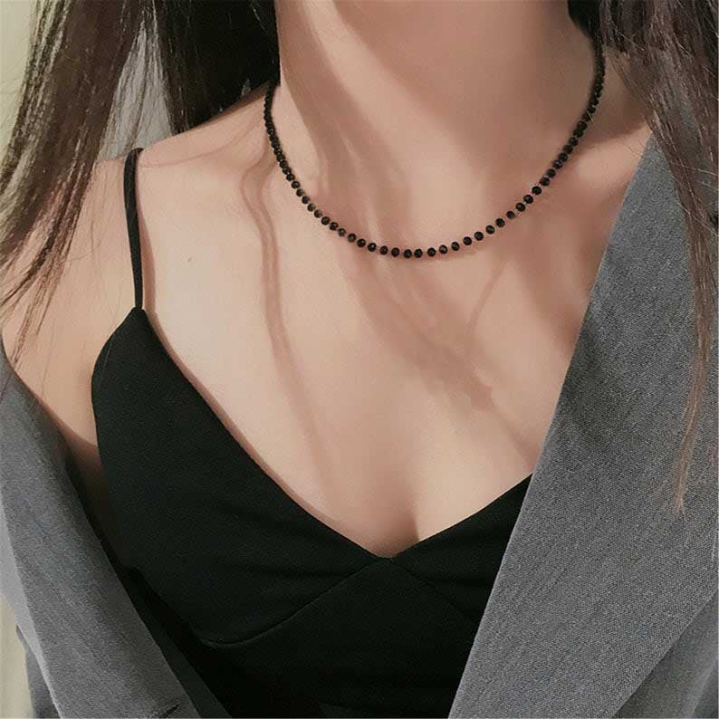 Minimalist Beaded Choker Necklace Stornfield