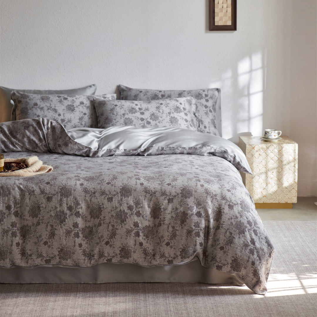 Reversible Satin-Back Jacquard Duvet Cover Set