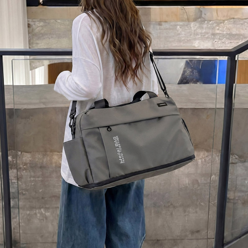 Travel and Sports Bag with Water-Repellent Material and Many Compartments Stornfield