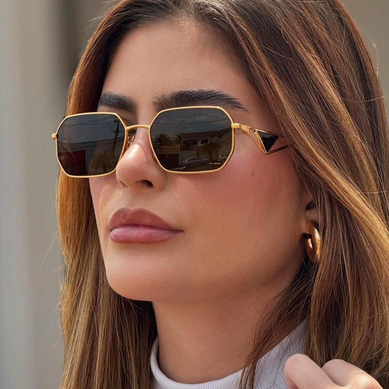 Women geometric luxury sunglasses with slim glossy frame Stornfield