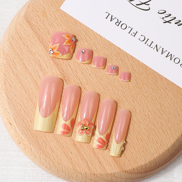 French-Inspired Floral Press-On Nail Set Stornfield