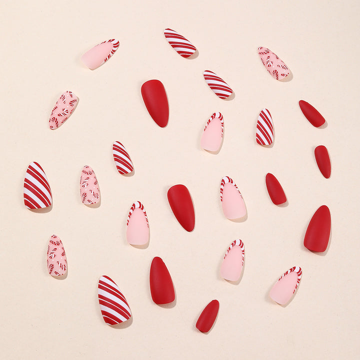 Holiday-Themed Nail Art Stornfield