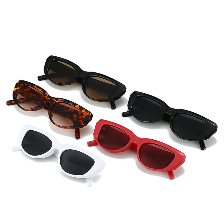 Women's fashionable cat-eye sunglasses with extravagant silhouette Stornfield