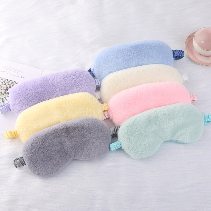 Women's cozy sleep mask made of plush with adjustable elastic band and lightproof inner lining Stornfield