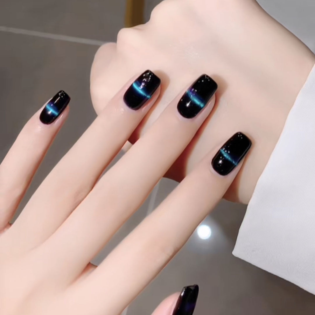Artistic Gradient Press-On Nails