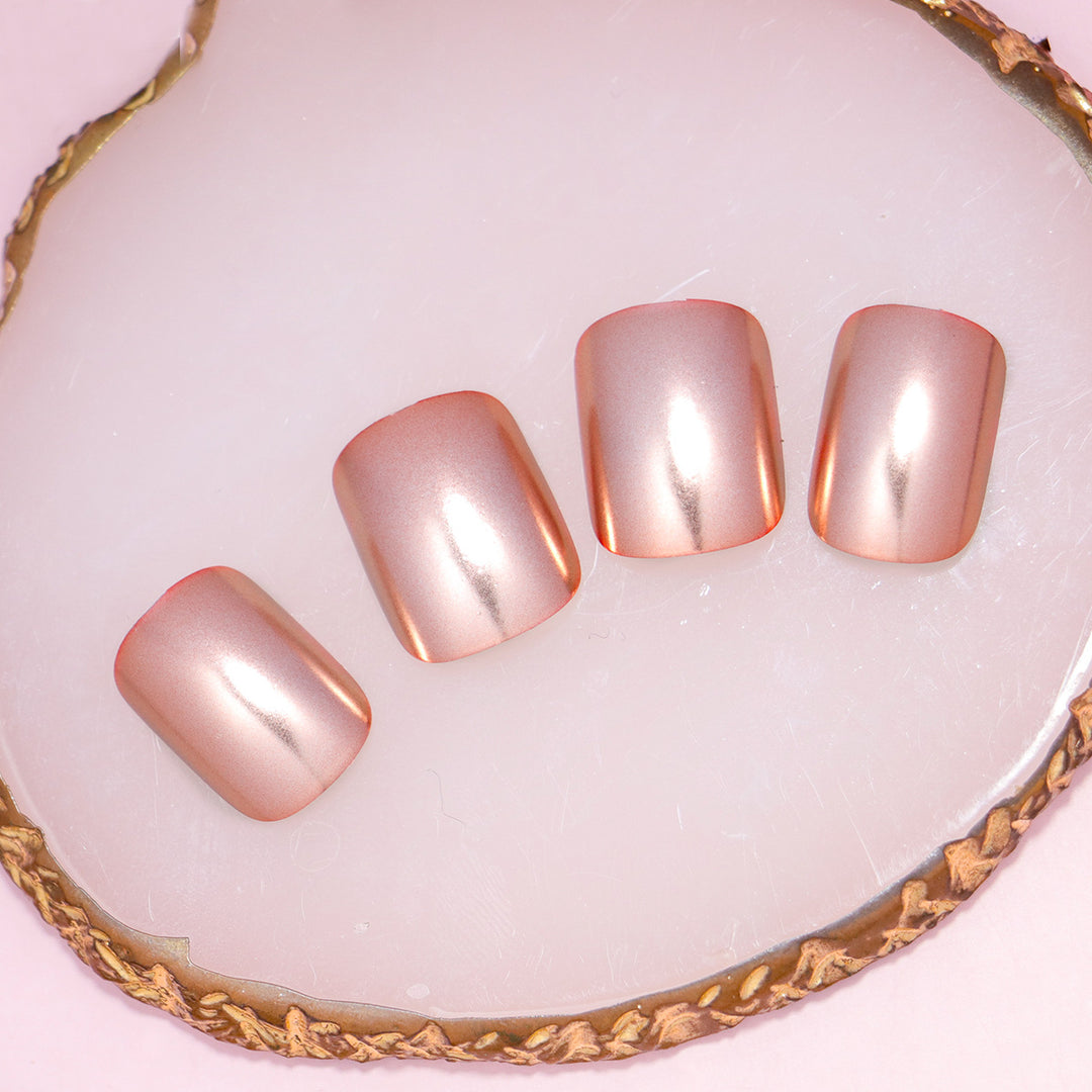 Premium Quality Press-On Toenail Set Stornfield