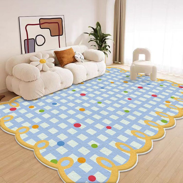 Elegant Scalloped Area Rug