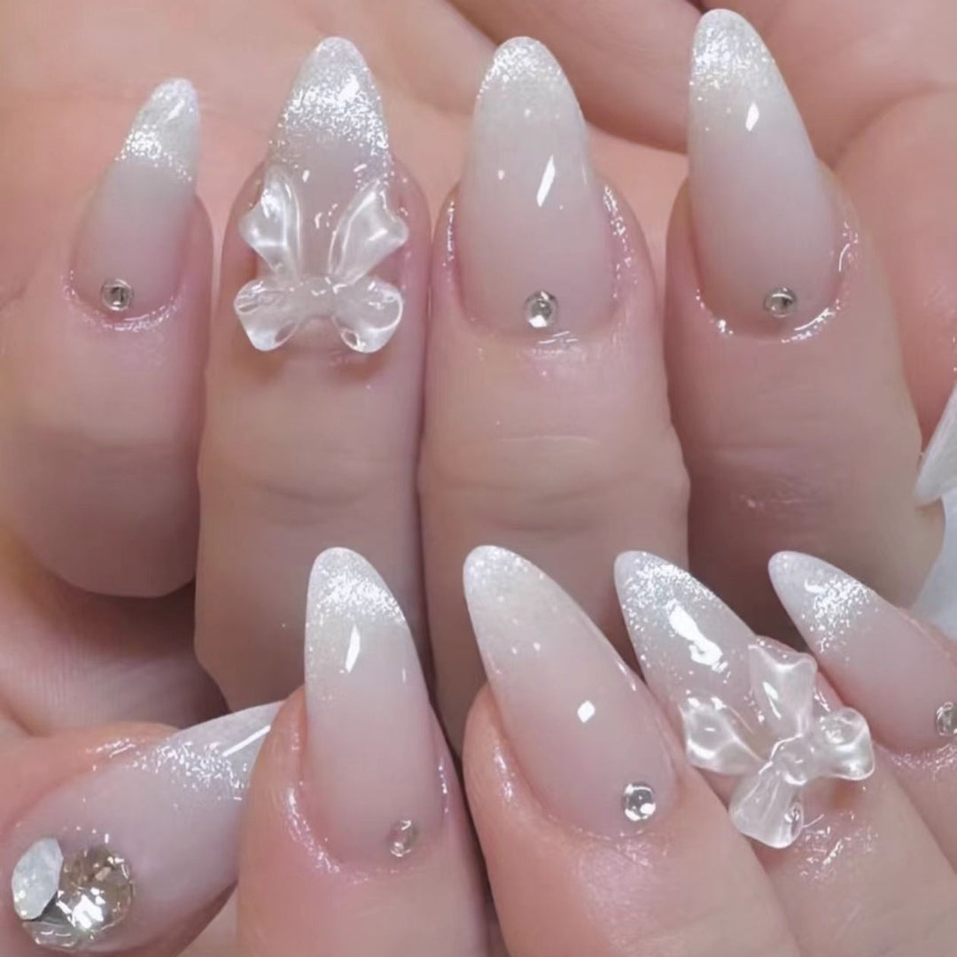 Elegant and Artistic Nail Tips Stornfield