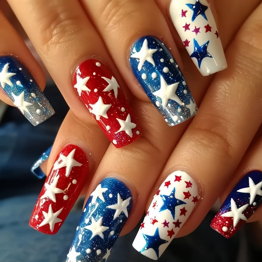 Artificial nails set with patriotic star designs Stornfield