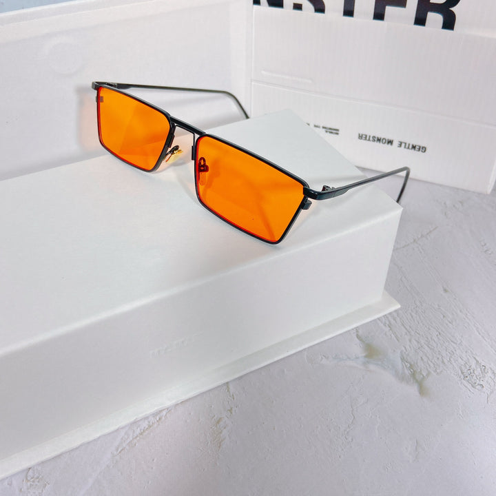 Fashionable sunglasses with rectangular metal frame Stornfield