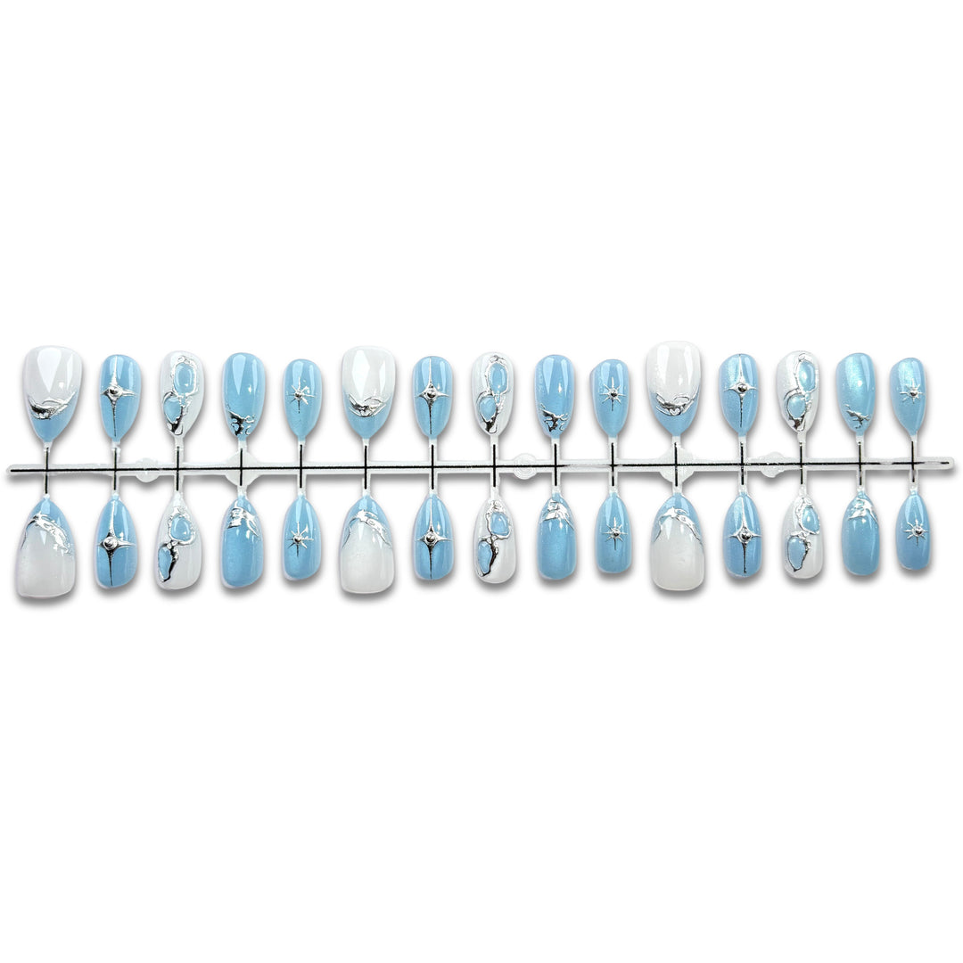 Artistic Press-On Nail Set with Metallic Accents
