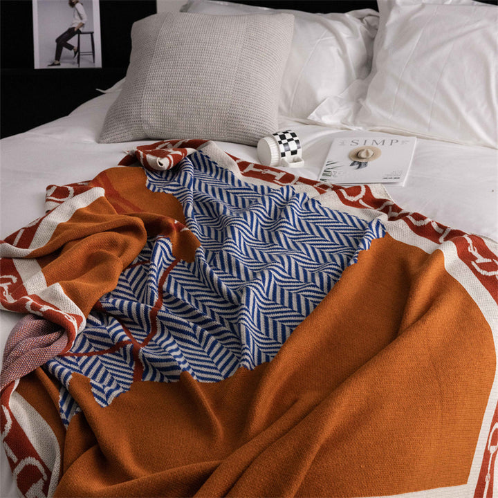 Oversized Jacquard Herringbone Knit Bed Throw with Equestrian Bit Border