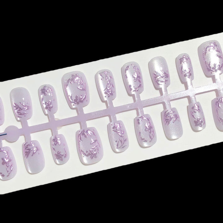 Floral-Themed Press-On Nail Set