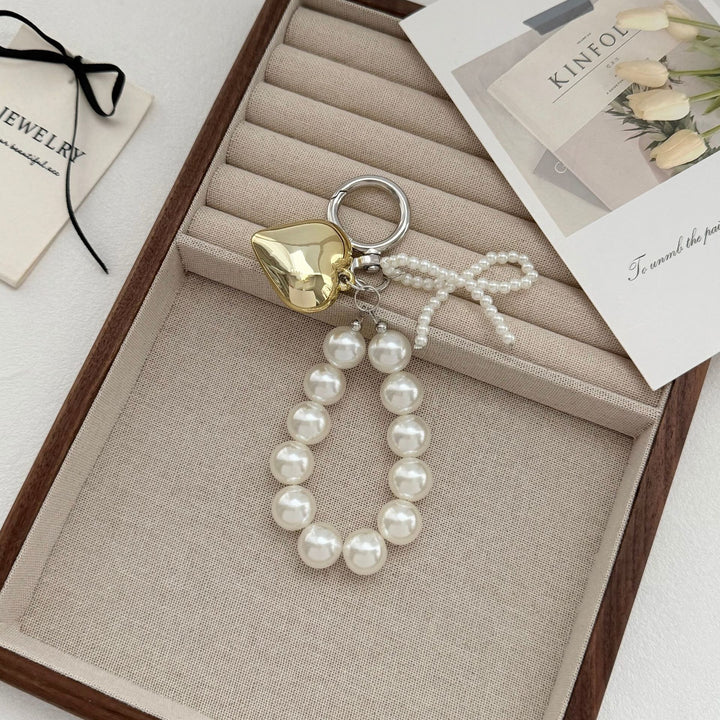 Elegant Pearl Charm Keychain Stornfield