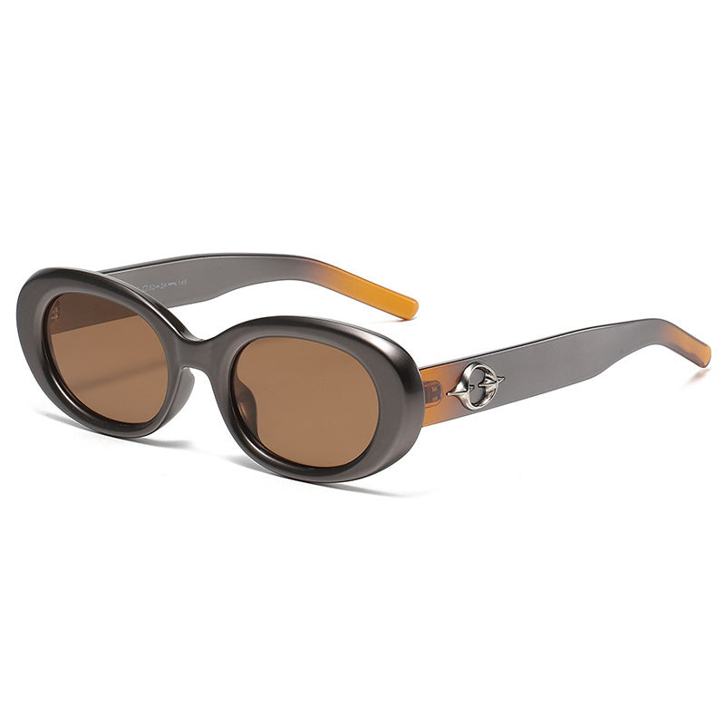 Retro-Inspired Oval Frame Sunglasses Stornfield