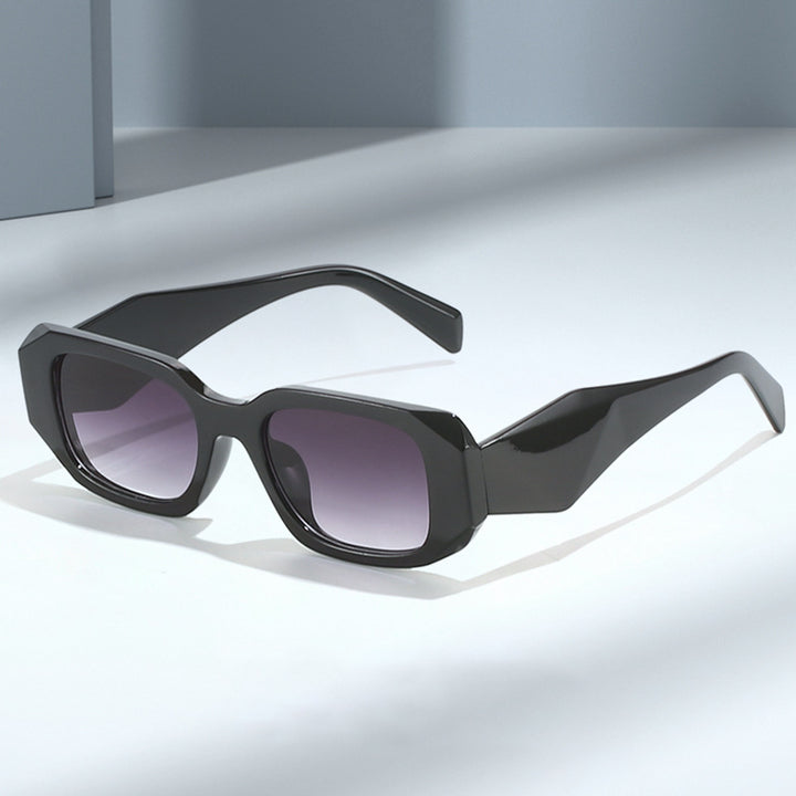 Women extravagant sunglasses in modern tortoise style Stornfield