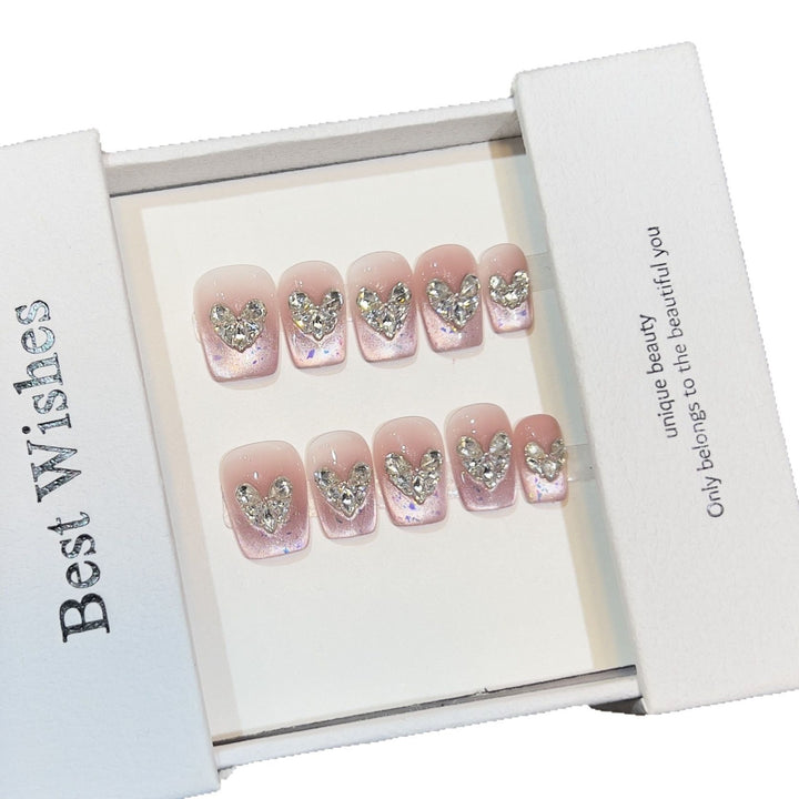 Glamorous Heart-Accent Press-On Nail Set Stornfield