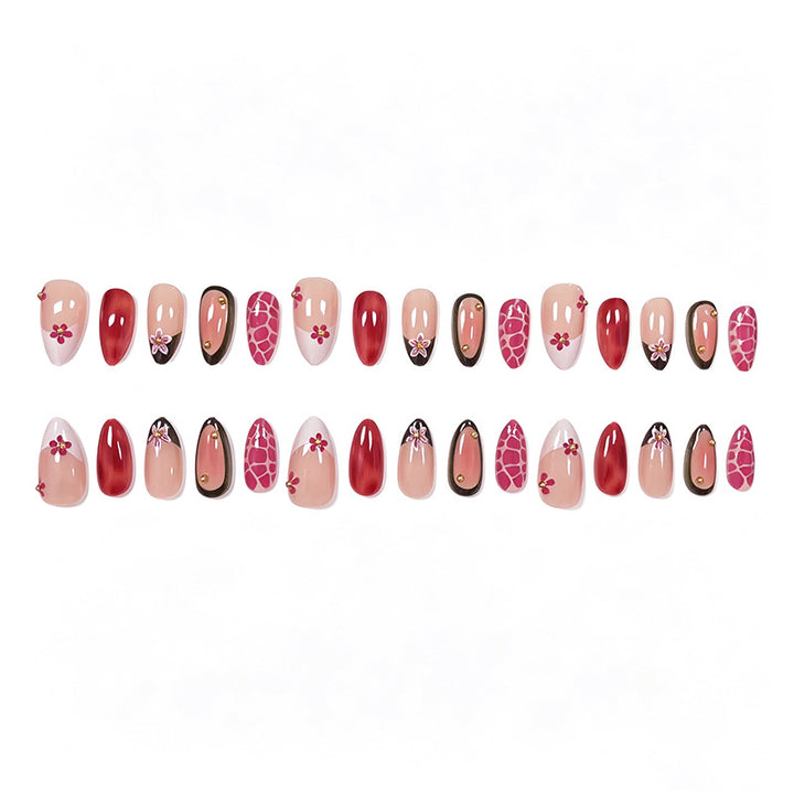 Elegant Floral Patterned Press-On Nail Art Stornfield