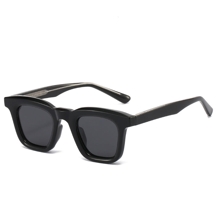 Women's fashionable sunglasses in modern square design with high UV protection Stornfield