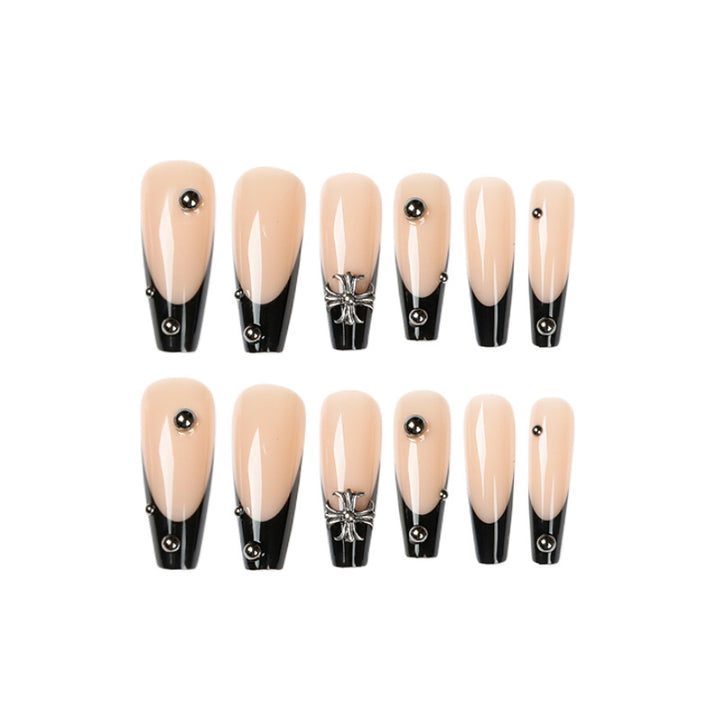 Stylish artificial nails with extravagant design Stornfield