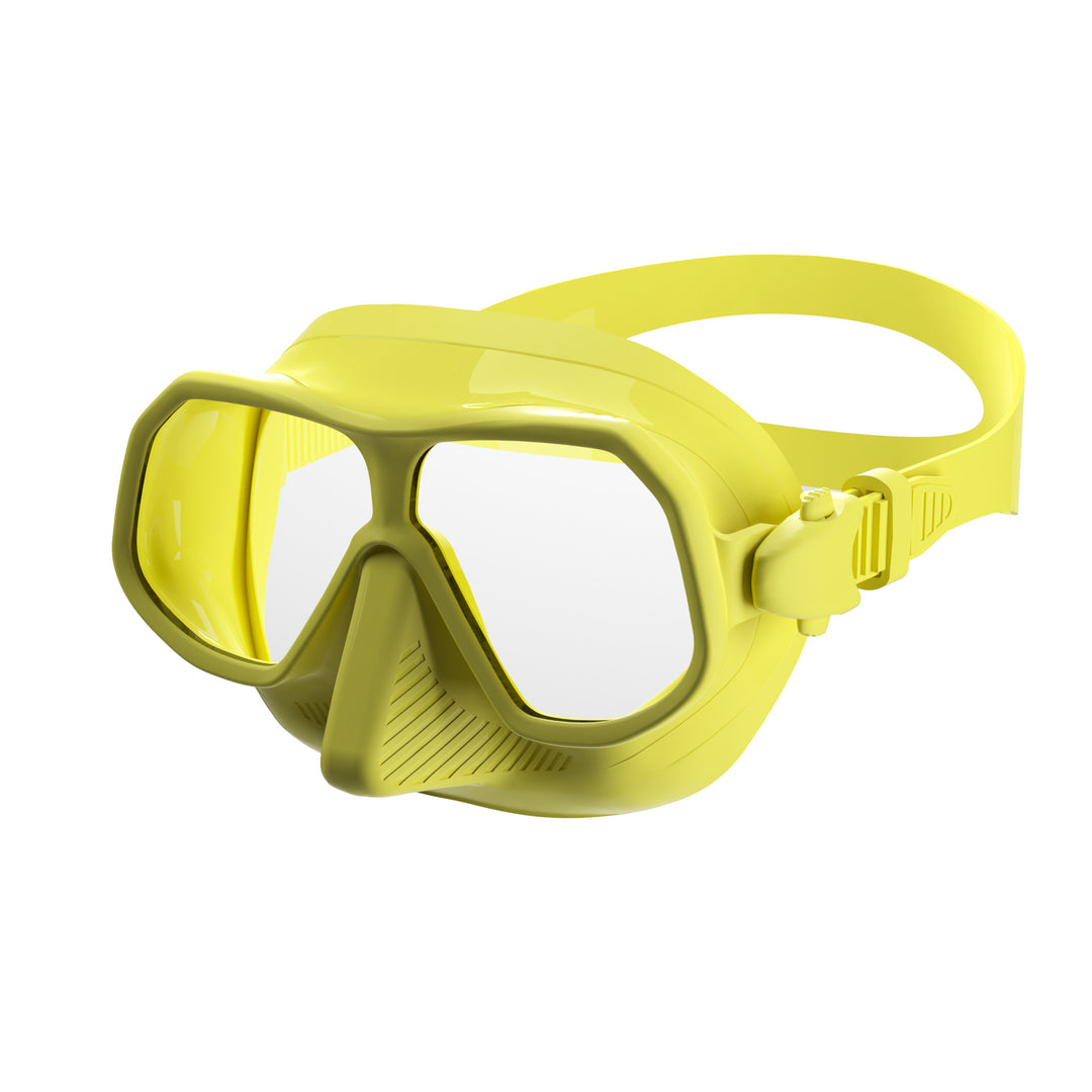 High-performance dive mask with visibility protection and anti-fog technology Stornfield