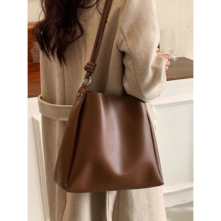 Premium Leather Slouchy Tote Stornfield