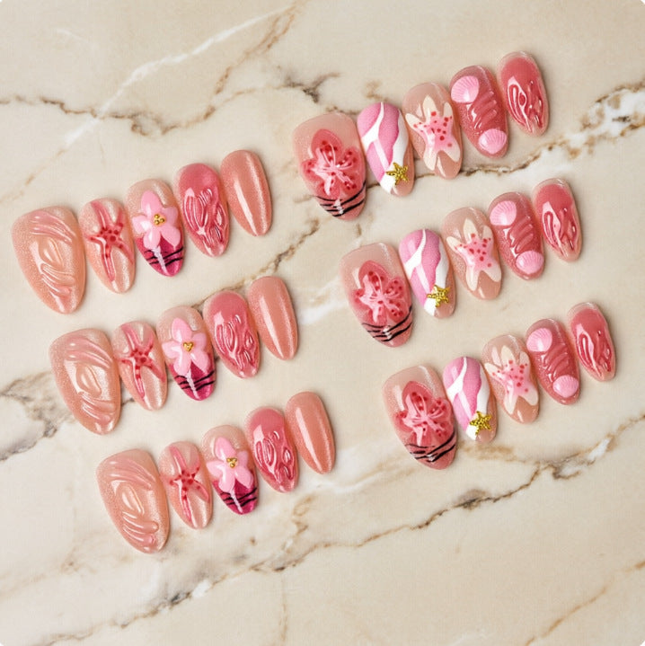 Artificial nails with floral accents Stornfield