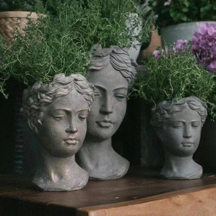 Artful Plant Sculptures Stornfield