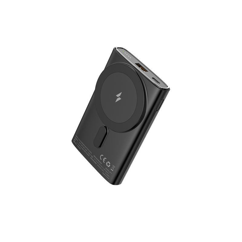 Portable high-performance power bank with integrated cable management Stornfield