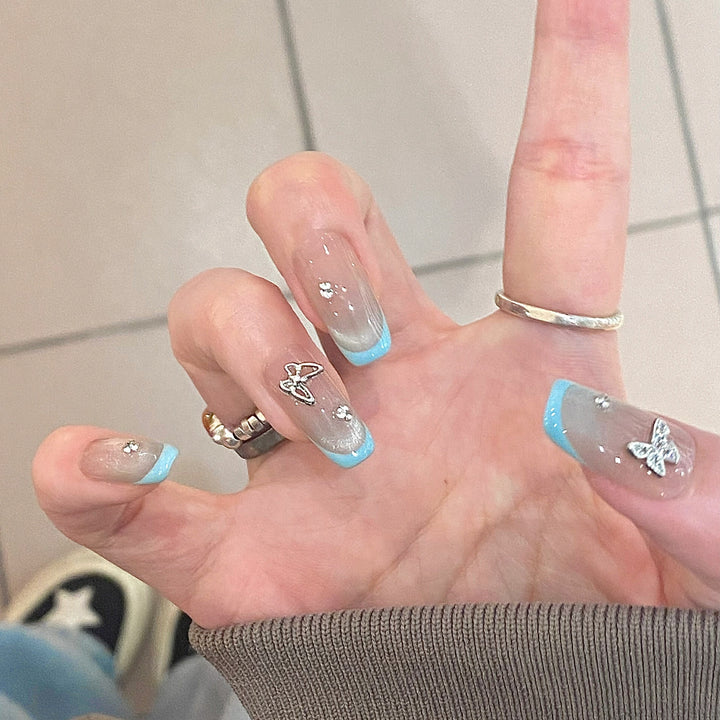 Artificial nail art with modern accents Stornfield