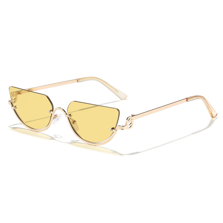 Women’s designer sunglasses with innovative cat-eye frame Stornfield
