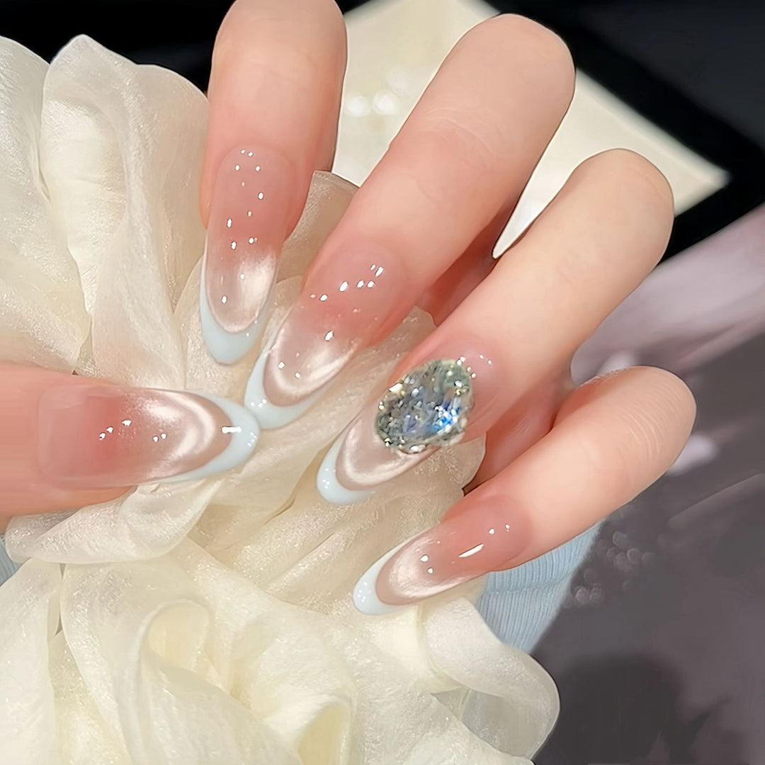 Artificial nails with glamorous accents Stornfield