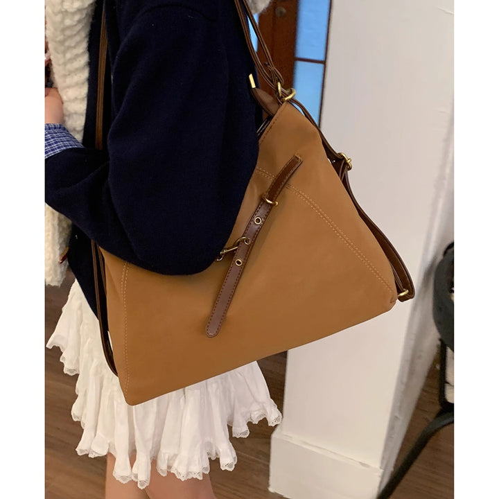 Modern Chic Shoulder Bag Stornfield