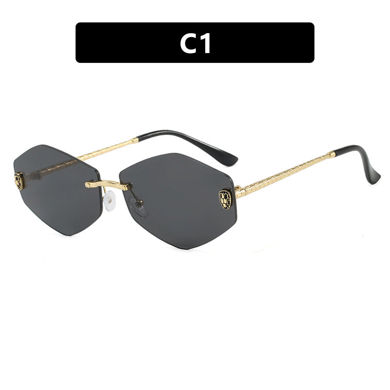 Women's geometric sunglasses in modern design with elegant metal frame Stornfield