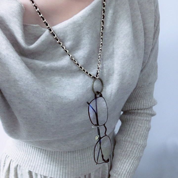 Trendy jewelry necklace with round pendants Stornfield