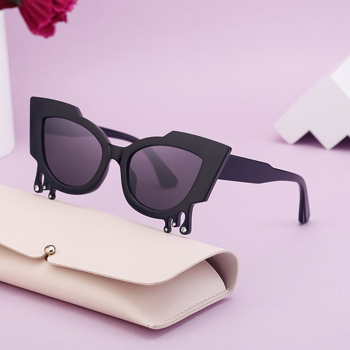 Women Exclusive Cat Eyes Sunglasses with Artistic Details Stornfield