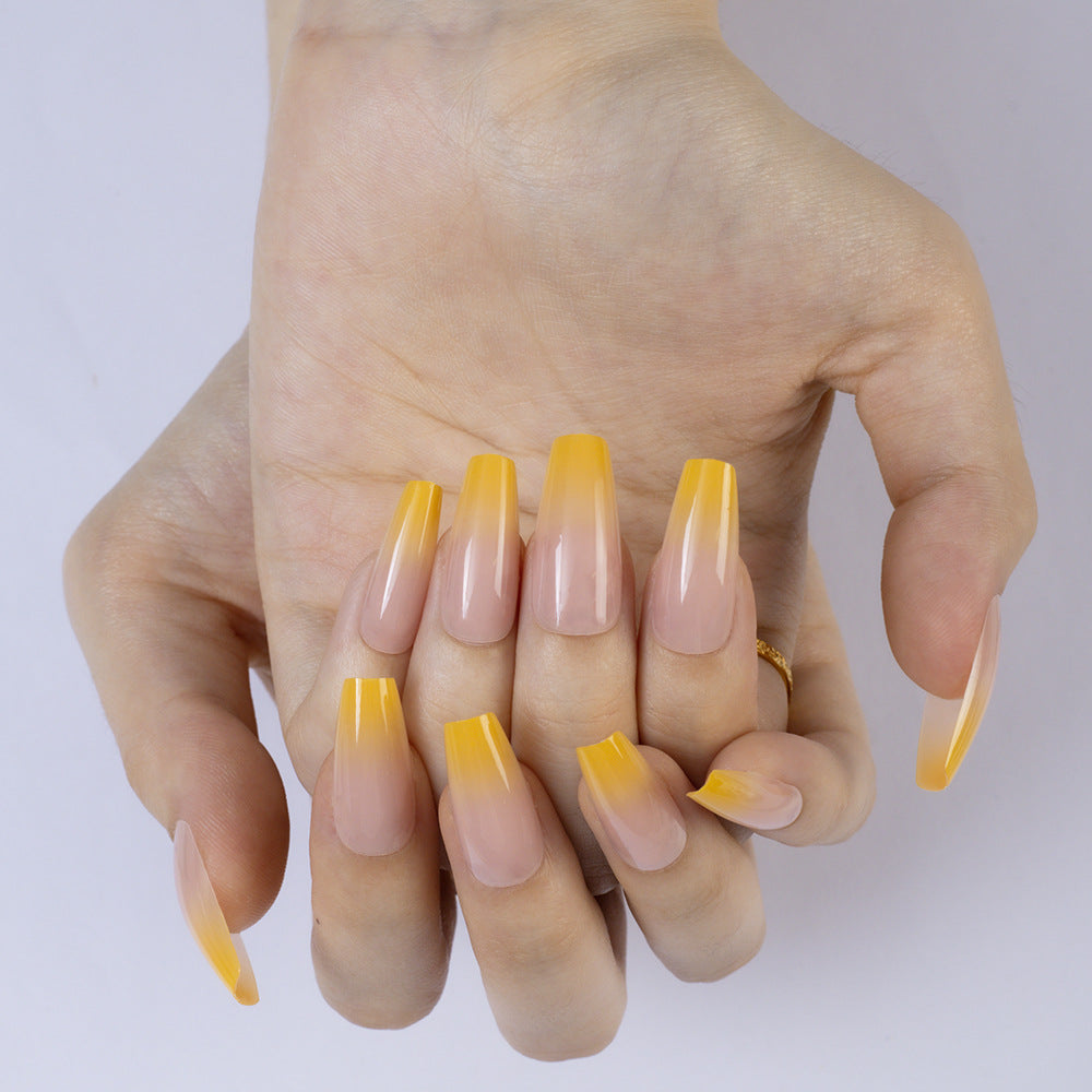 Glamorous artificial nails with elegant ombre design Stornfield