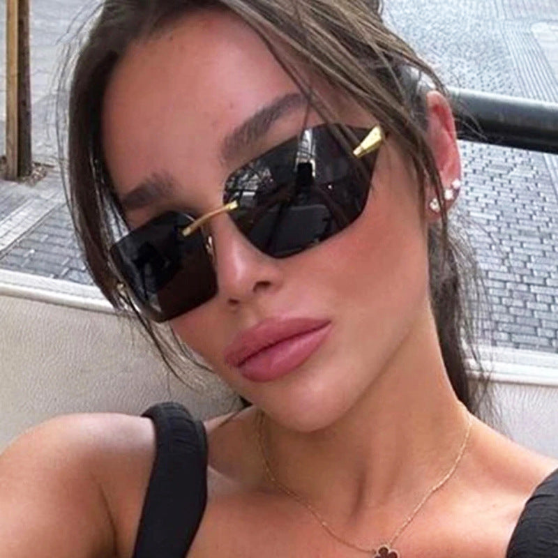 Women's geometric sunglasses with elegant metal frame and polarized lenses Stornfield