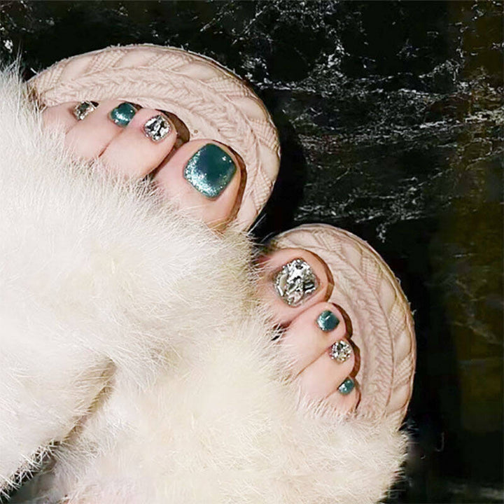 Heart-Embellished Press-On Toe Nails Stornfield