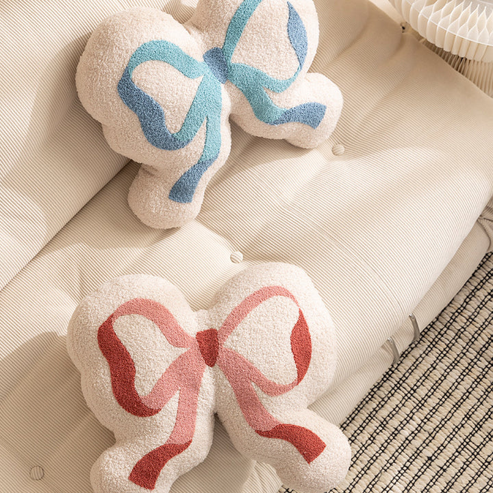 Form pillow in loop design with bouclé cover and soft filling Stornfield