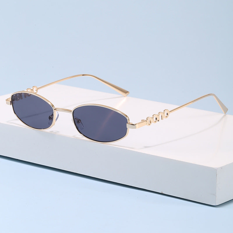Fashionable Sunglasses in Elegant Oval Design Stornfield