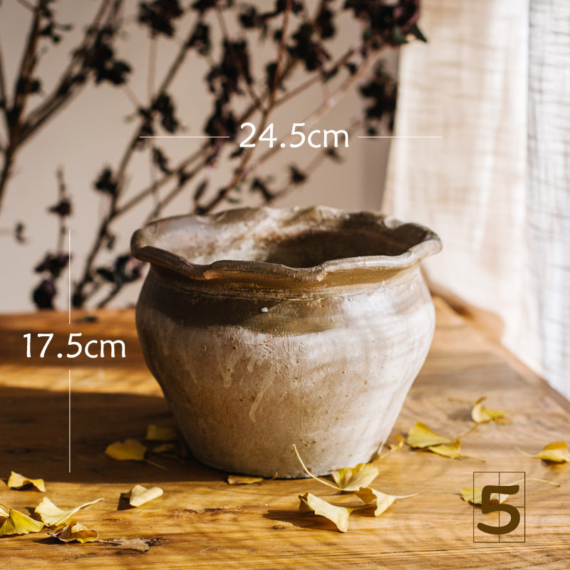 Rustic ceramic pot with handmade design Stornfield