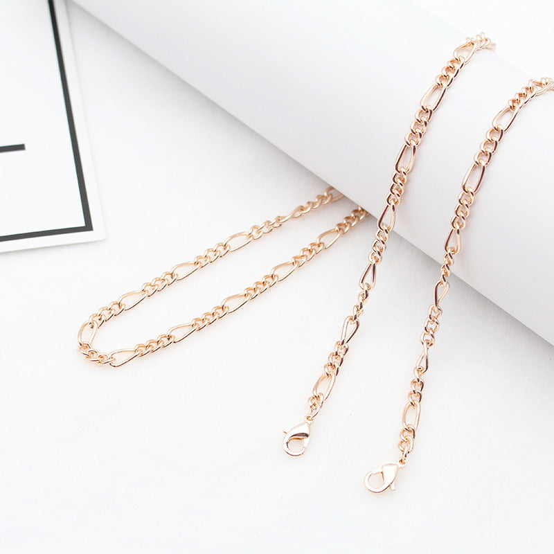 Elegant Pearl-Linked Eyewear Chain Stornfield