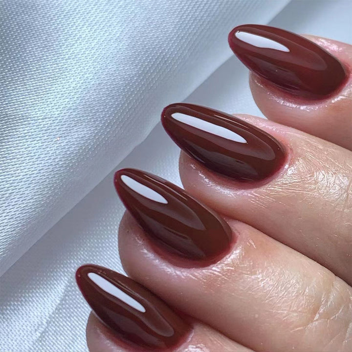Elegant Nail Art with Gloss Finish Stornfield